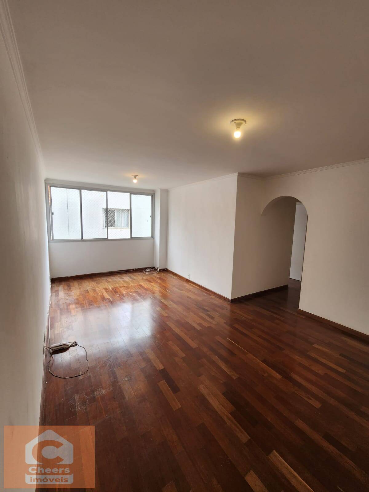 Apartamento à venda com 3 quartos, 130m² - Foto 1