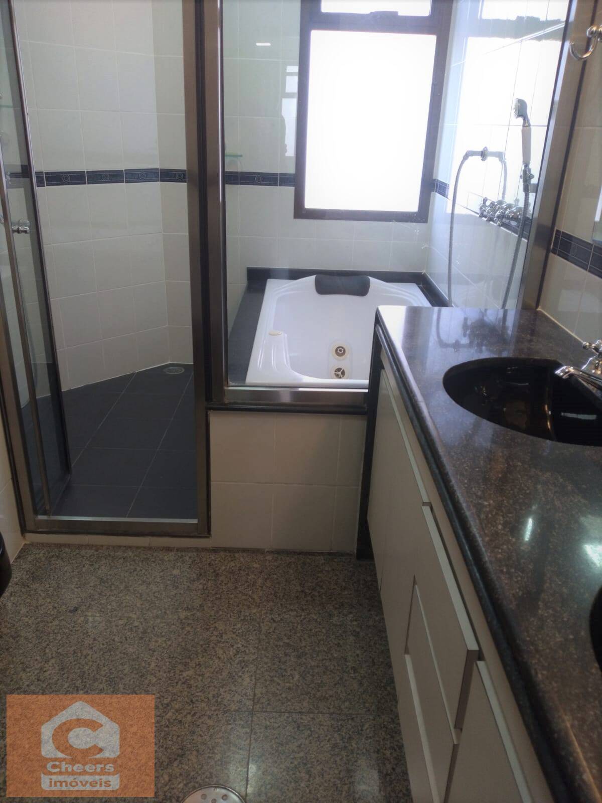 Apartamento à venda com 4 quartos, 225m² - Foto 28