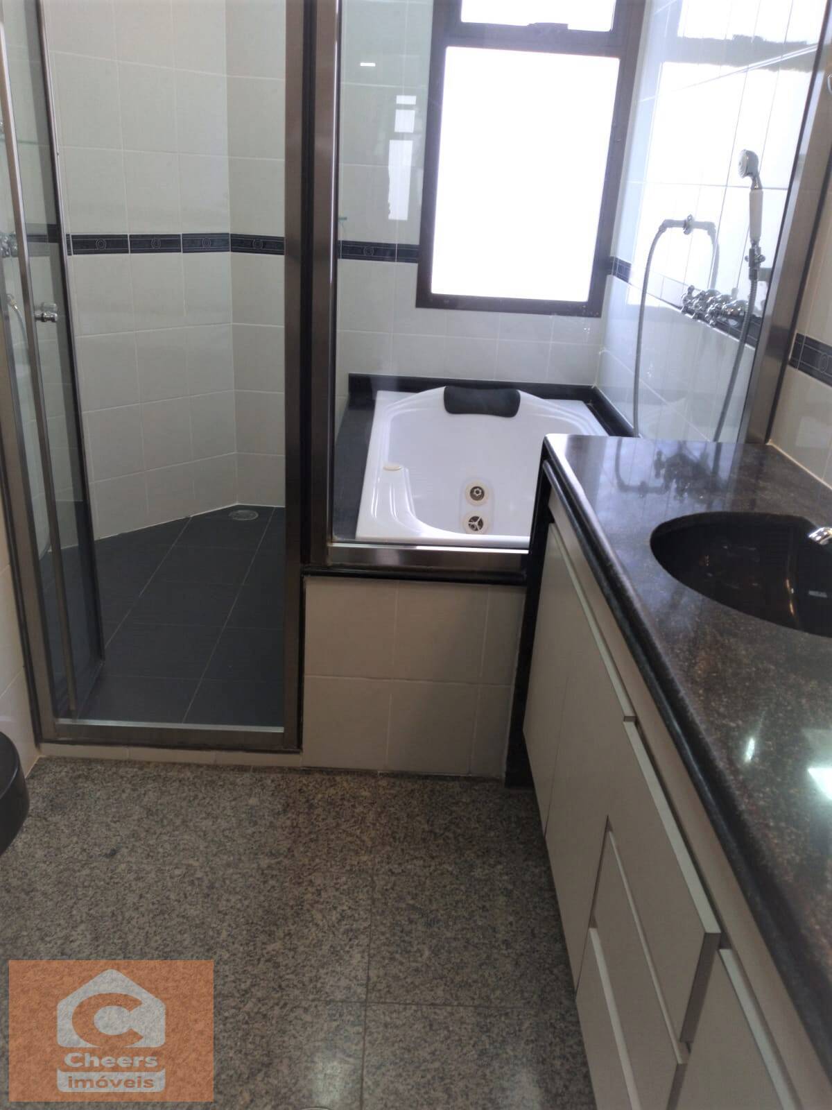 Apartamento à venda com 4 quartos, 225m² - Foto 29