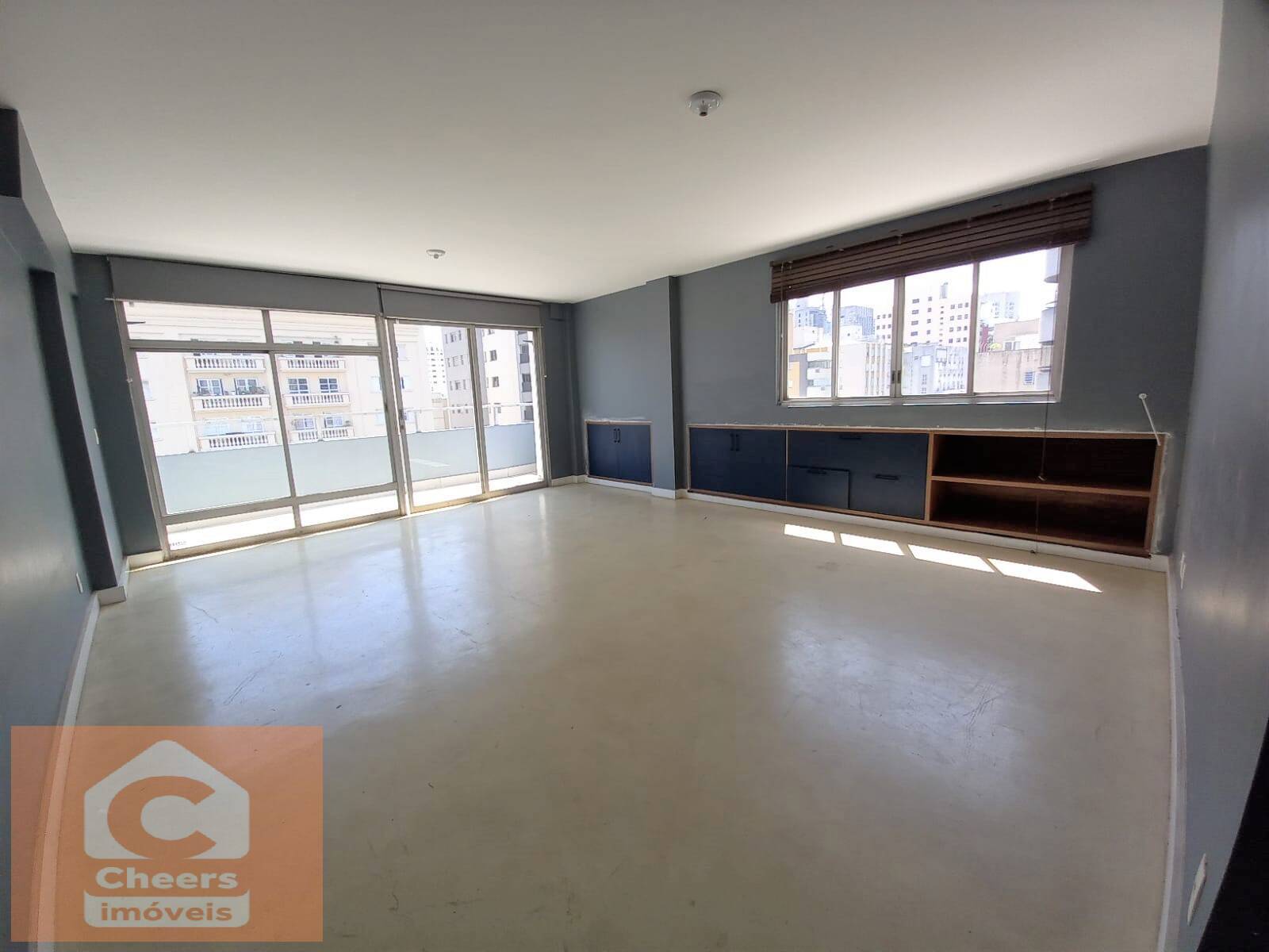 Cobertura para alugar com 3 quartos, 180m² - Foto 1