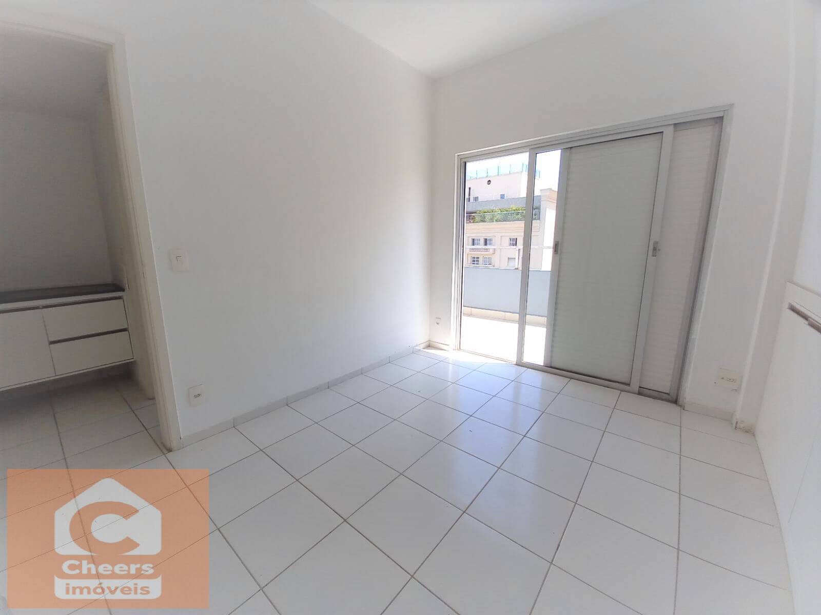 Cobertura para alugar com 3 quartos, 180m² - Foto 14