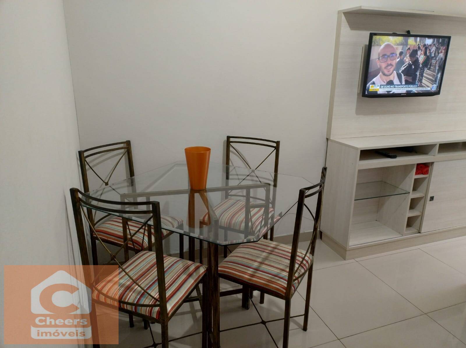 Apartamento à venda com 1 quarto, 30m² - Foto 2