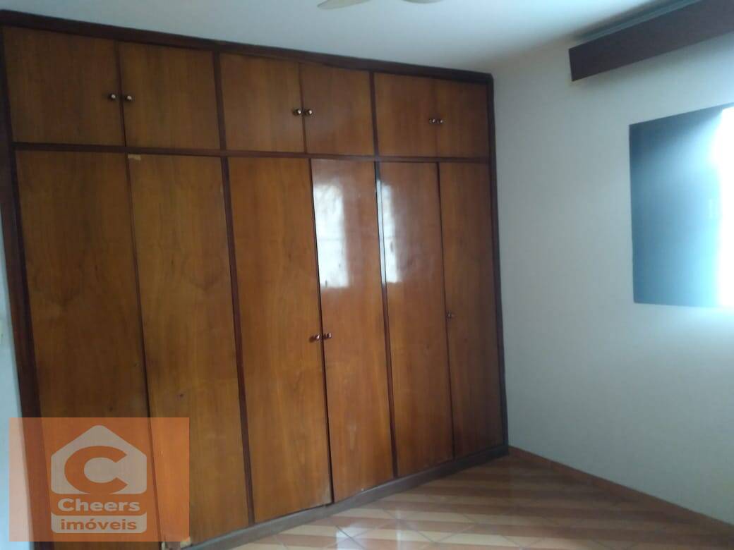 Casa à venda com 3 quartos, 180m² - Foto 8