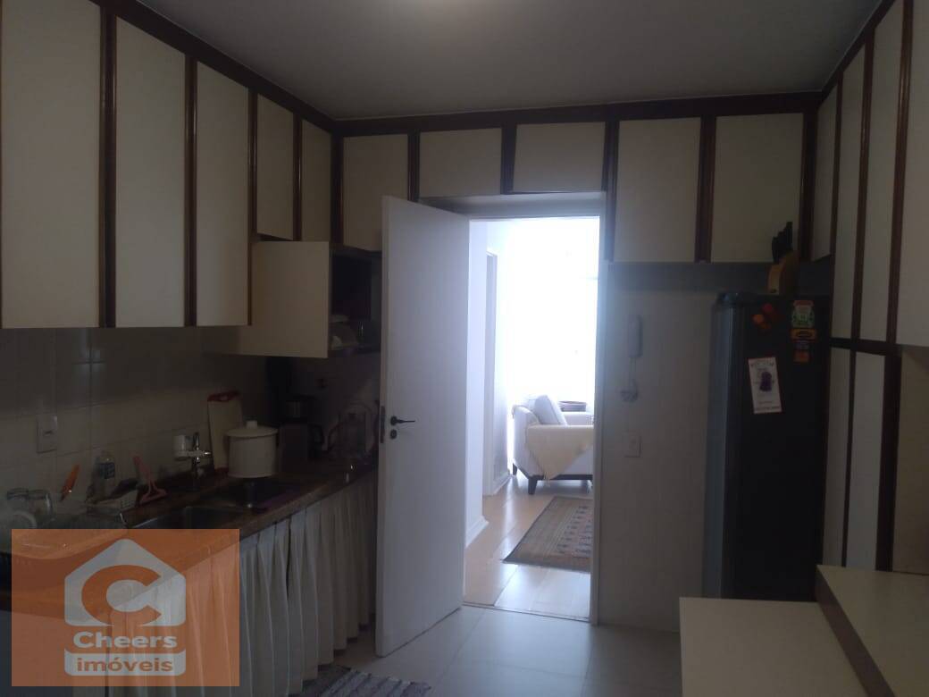 Apartamento à venda com 3 quartos, 118m² - Foto 18