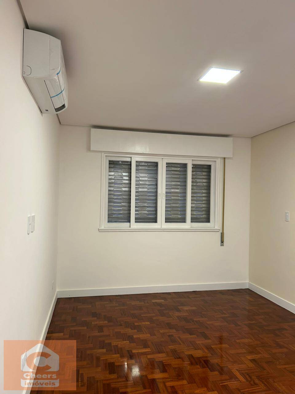 Apartamento para alugar com 2 quartos, 101m² - Foto 8