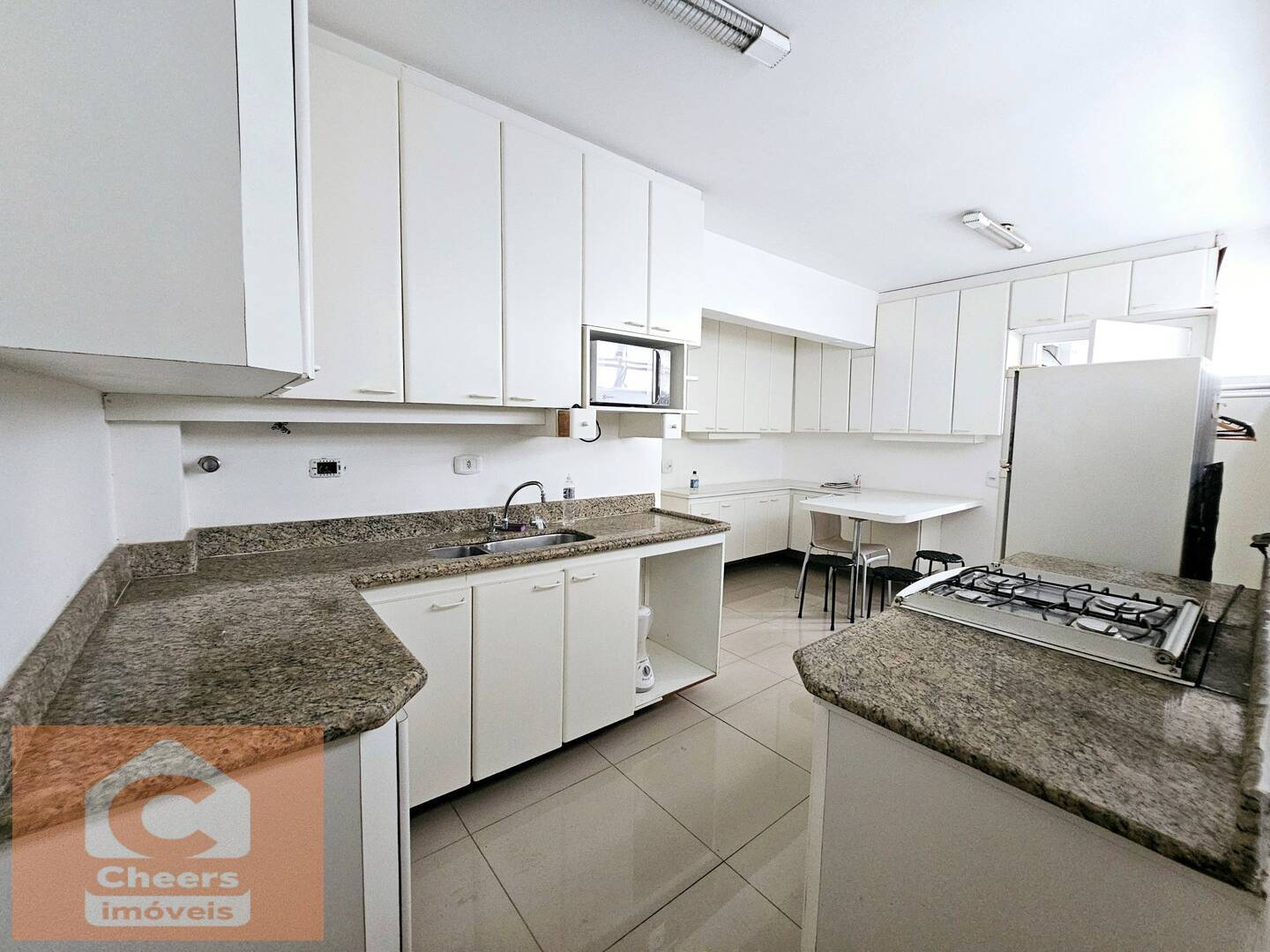 Apartamento à venda e aluguel com 3 quartos, 114m² - Foto 16