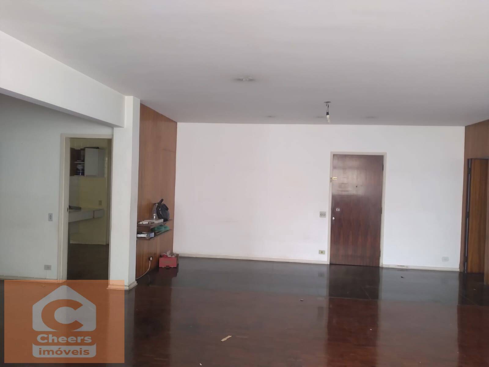 Apartamento à venda com 3 quartos, 203m² - Foto 3