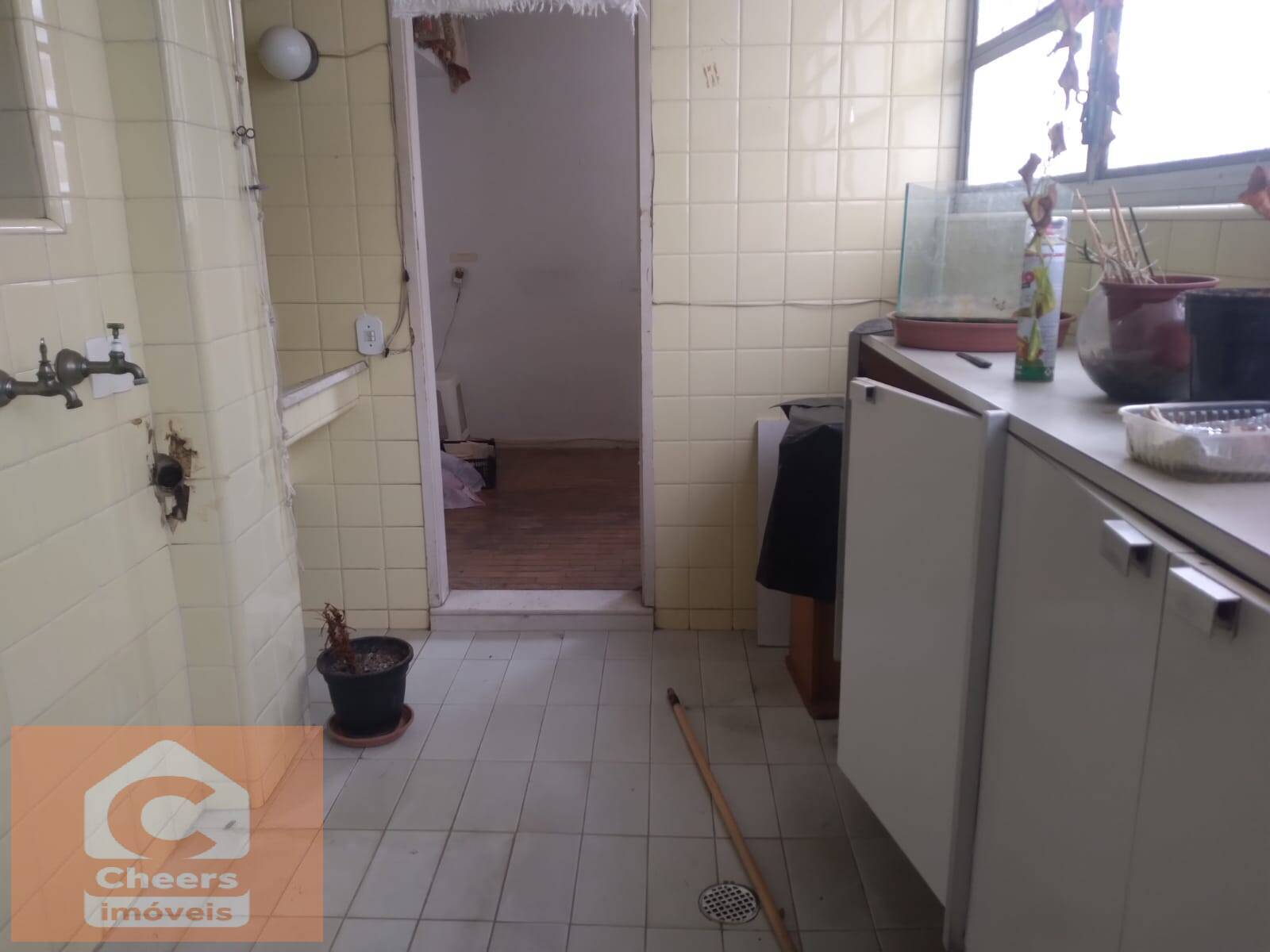 Apartamento à venda com 3 quartos, 203m² - Foto 18