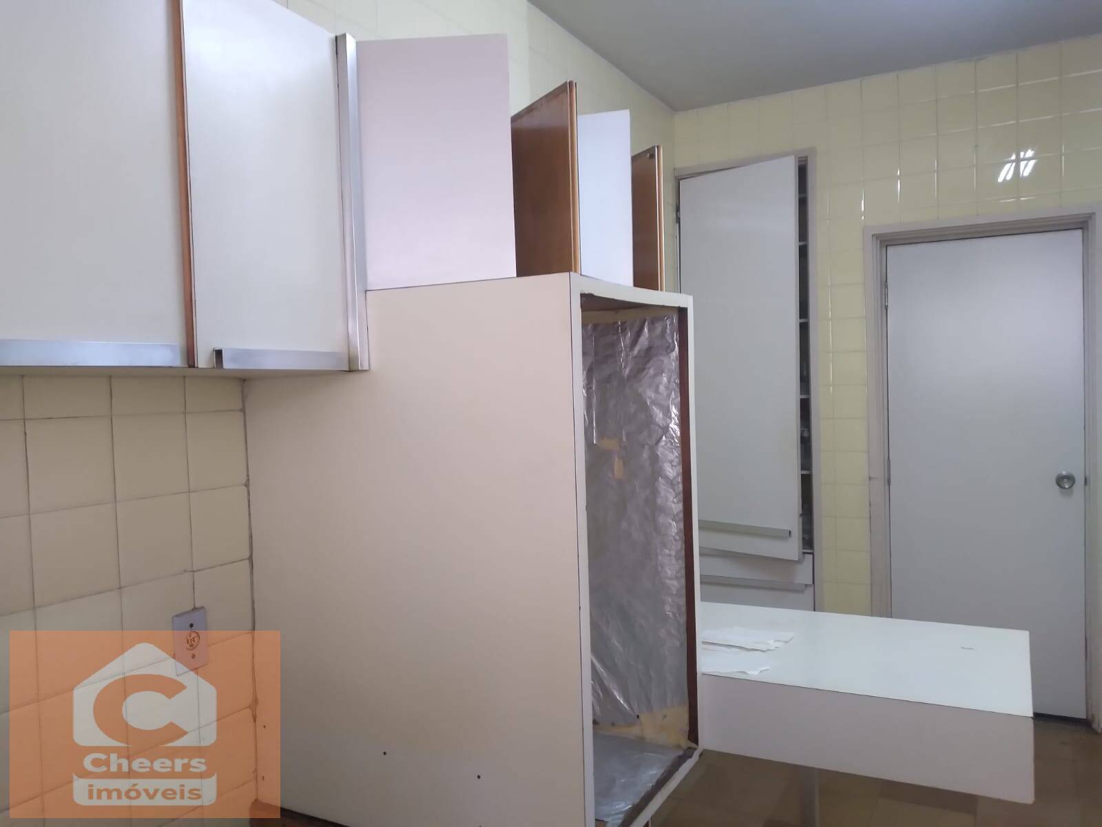 Apartamento à venda com 3 quartos, 203m² - Foto 22