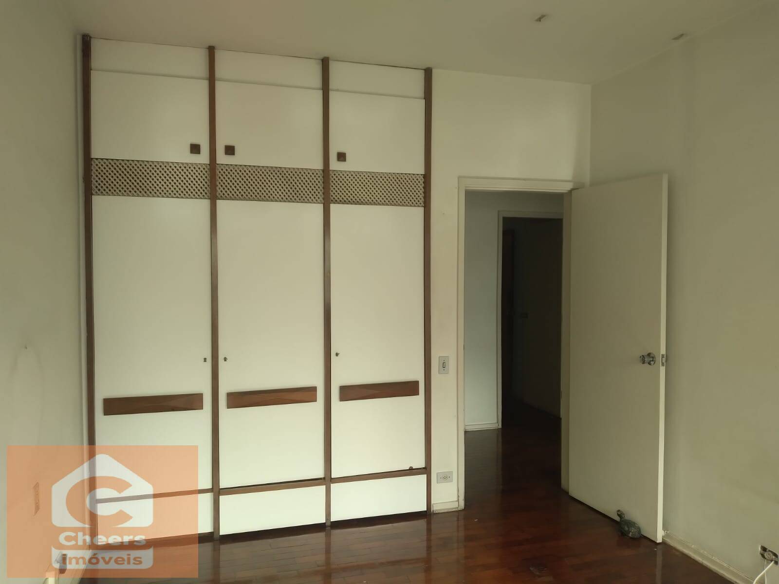 Apartamento à venda com 3 quartos, 203m² - Foto 24