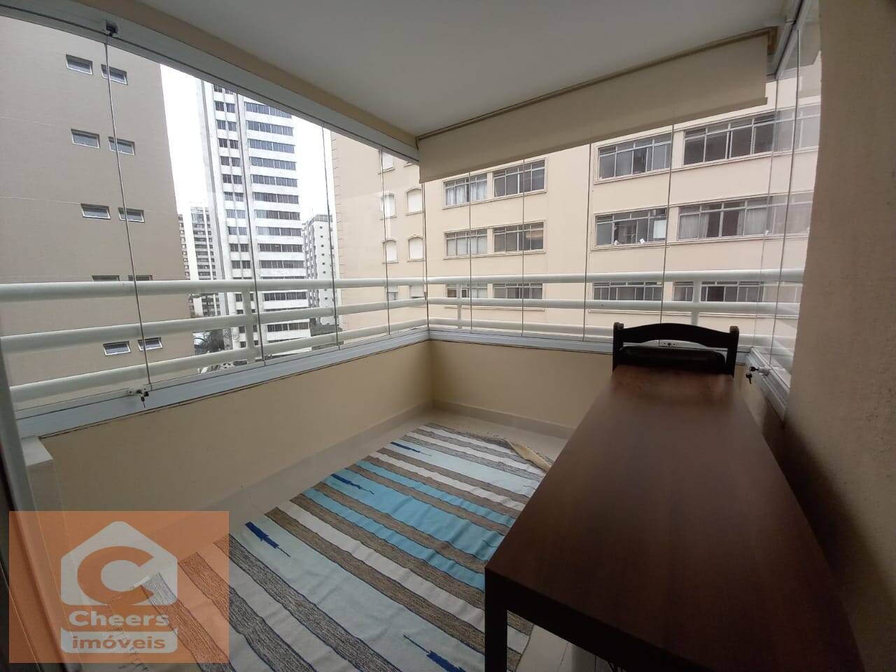 Apartamento à venda com 2 quartos, 80m² - Foto 2