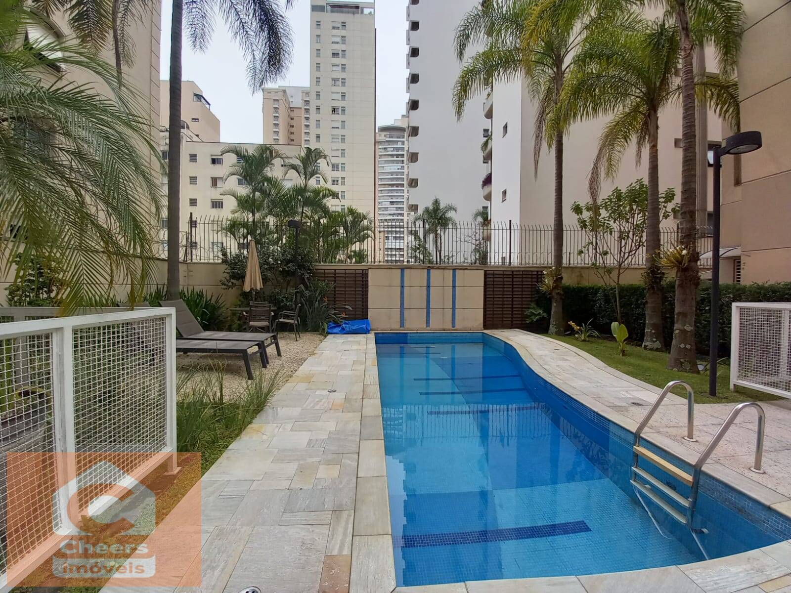 Apartamento à venda com 2 quartos, 80m² - Foto 20