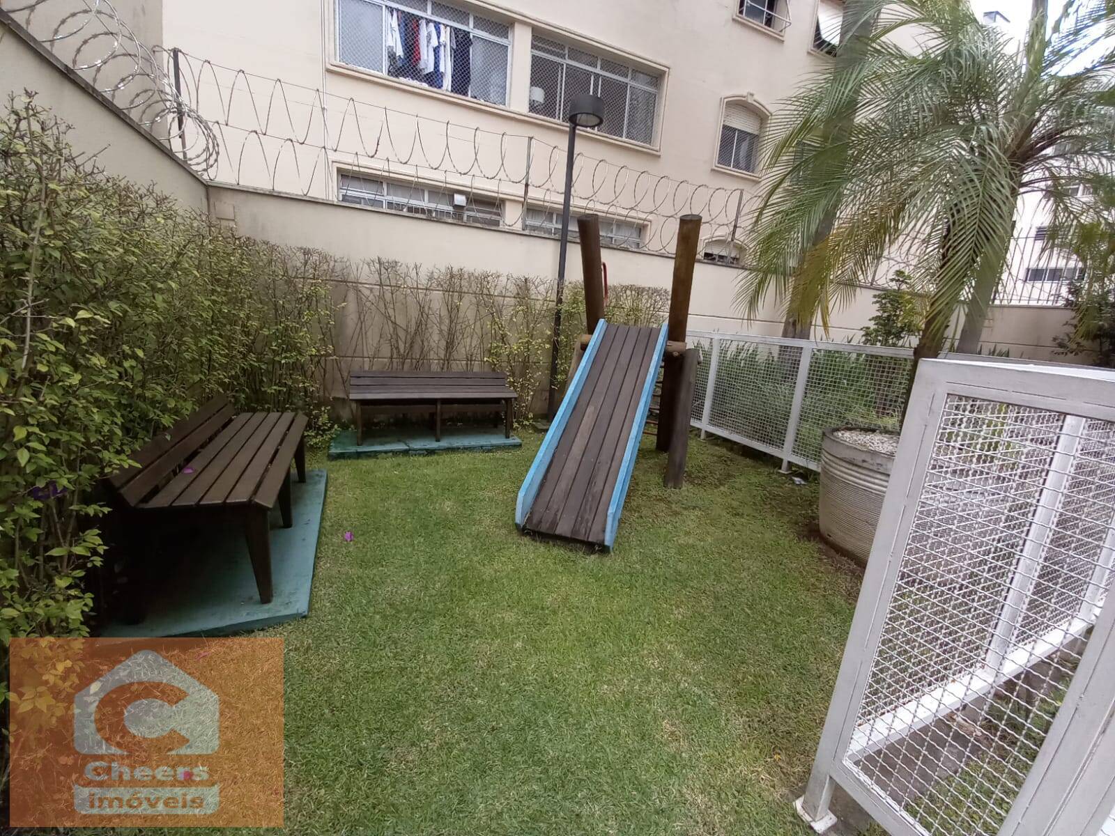 Apartamento à venda com 2 quartos, 80m² - Foto 25