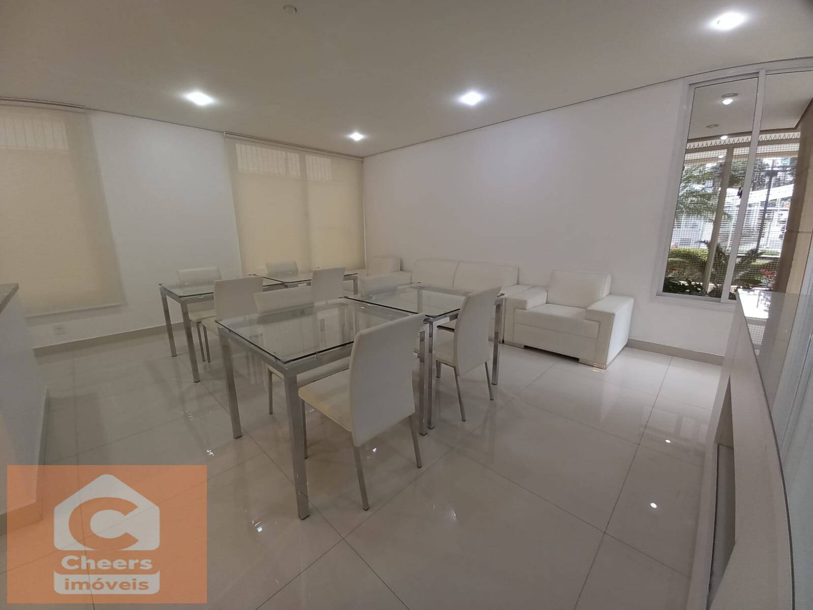 Apartamento à venda com 2 quartos, 80m² - Foto 28