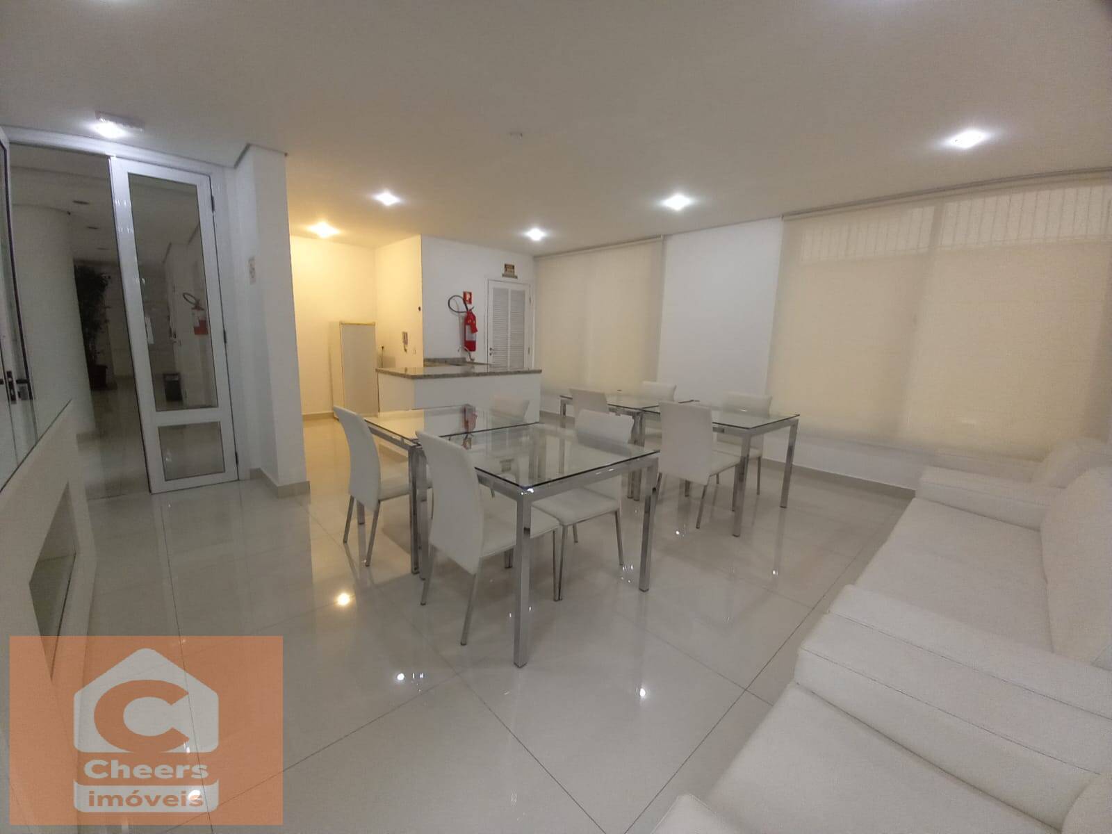 Apartamento à venda com 2 quartos, 80m² - Foto 29