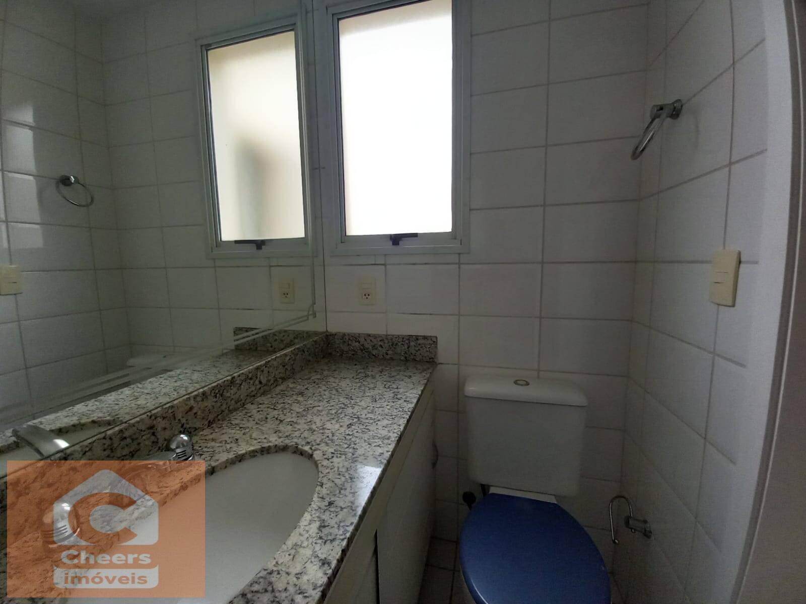 Apartamento à venda com 2 quartos, 80m² - Foto 32