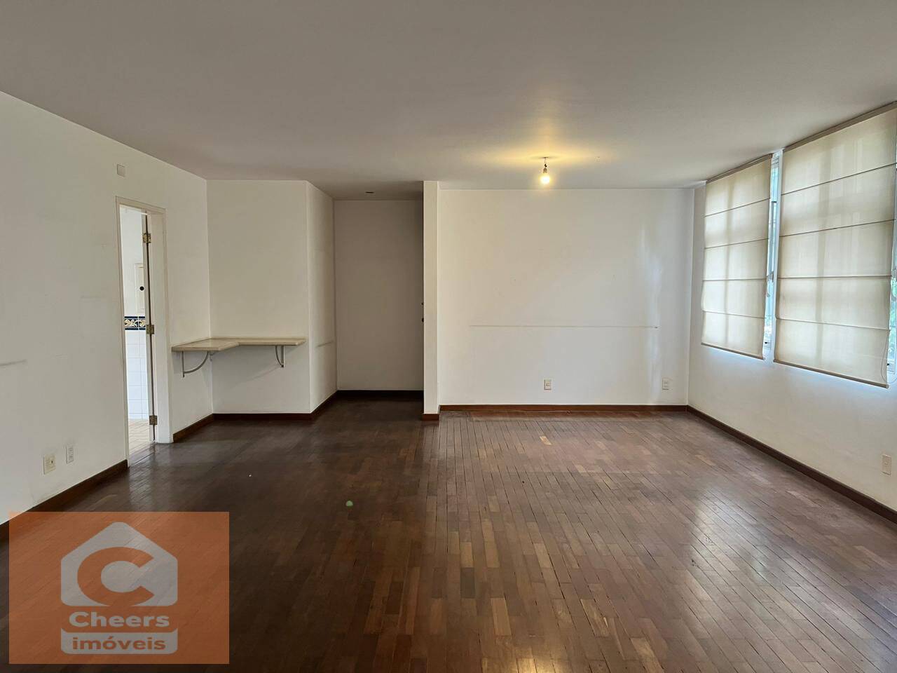 Apartamento à venda com 3 quartos, 146m² - Foto 4