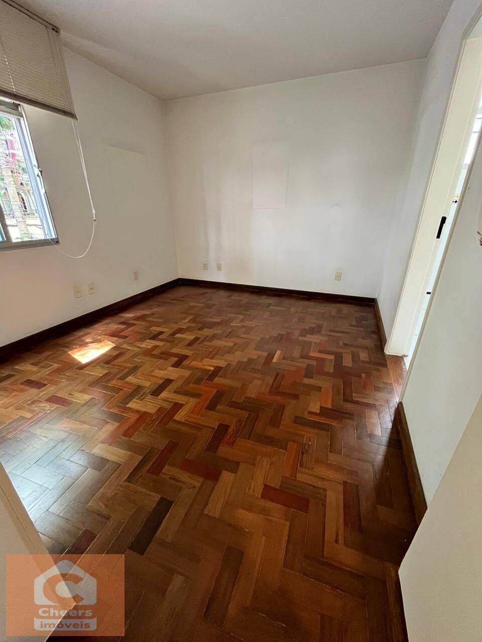 Apartamento à venda com 3 quartos, 146m² - Foto 13