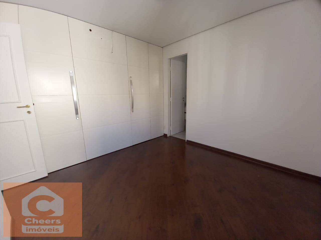 Apartamento para alugar com 3 quartos, 98m² - Foto 10