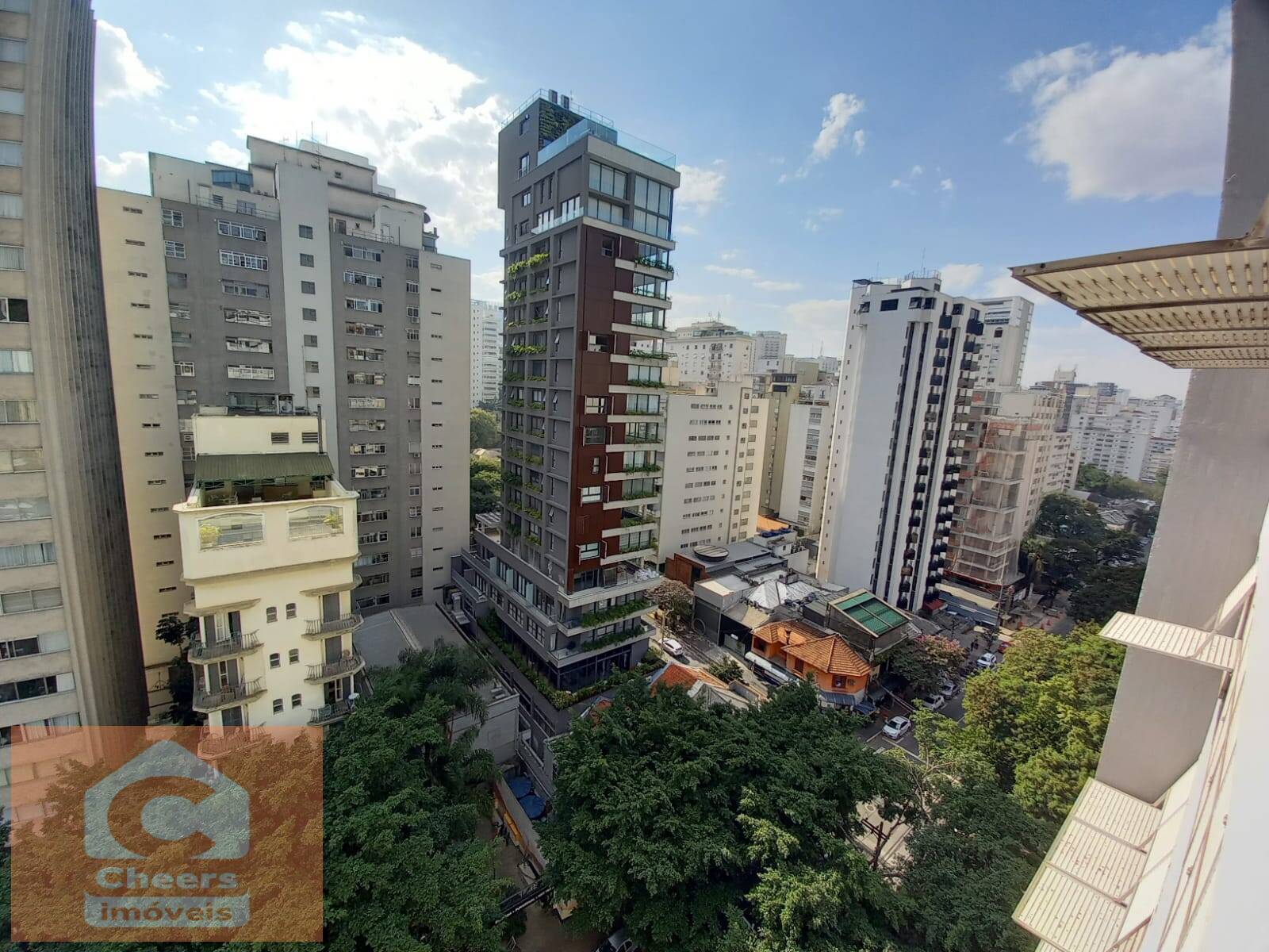 Apartamento à venda com 3 quartos, 163m² - Foto 1