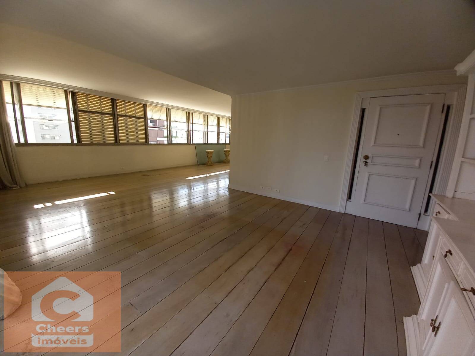 Apartamento à venda com 3 quartos, 163m² - Foto 5