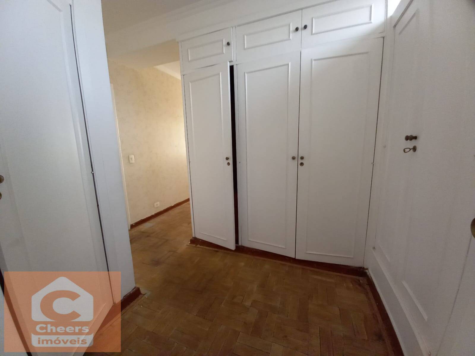 Apartamento à venda com 3 quartos, 163m² - Foto 9