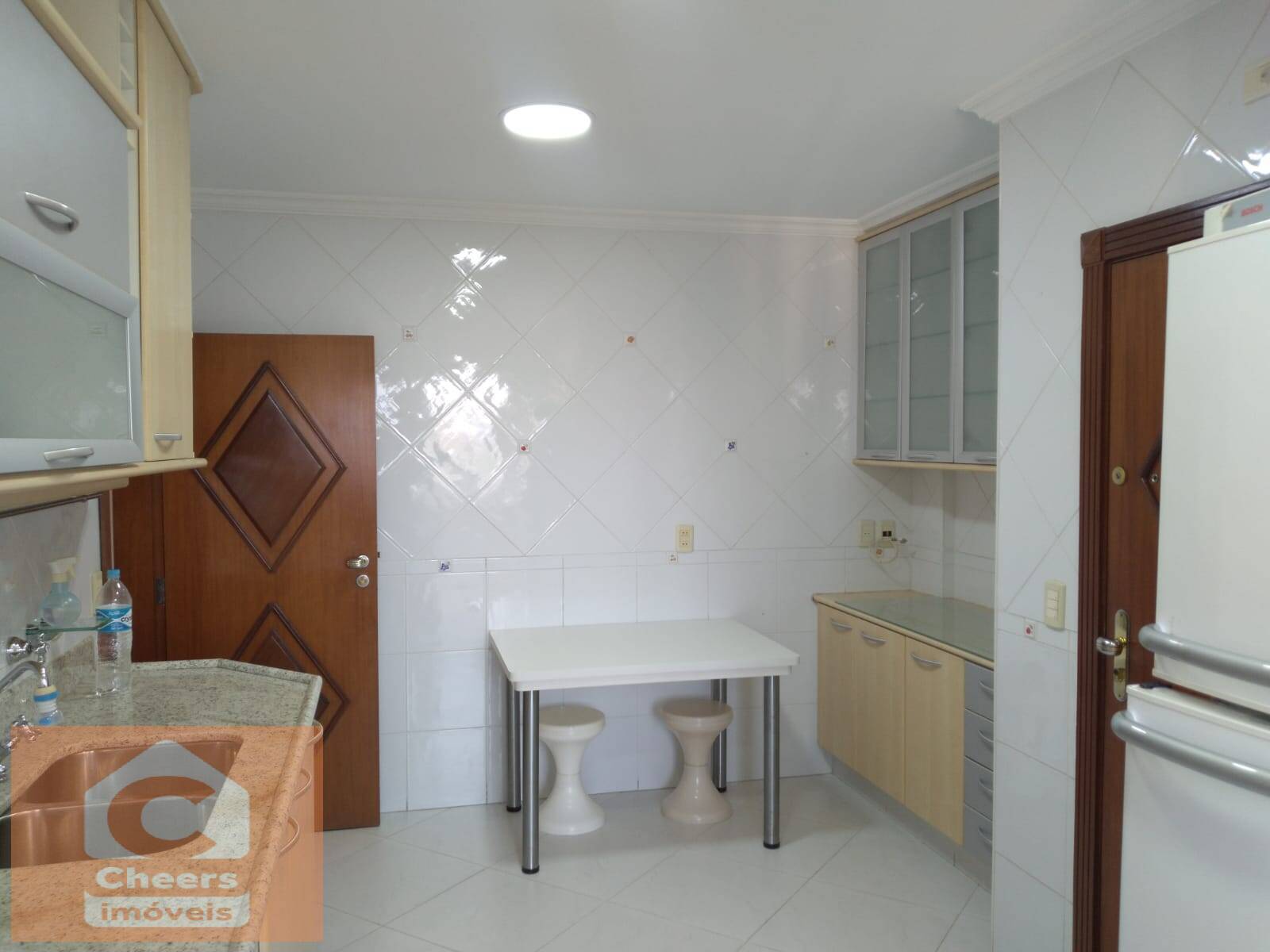 Apartamento à venda com 3 quartos, 170m² - Foto 15