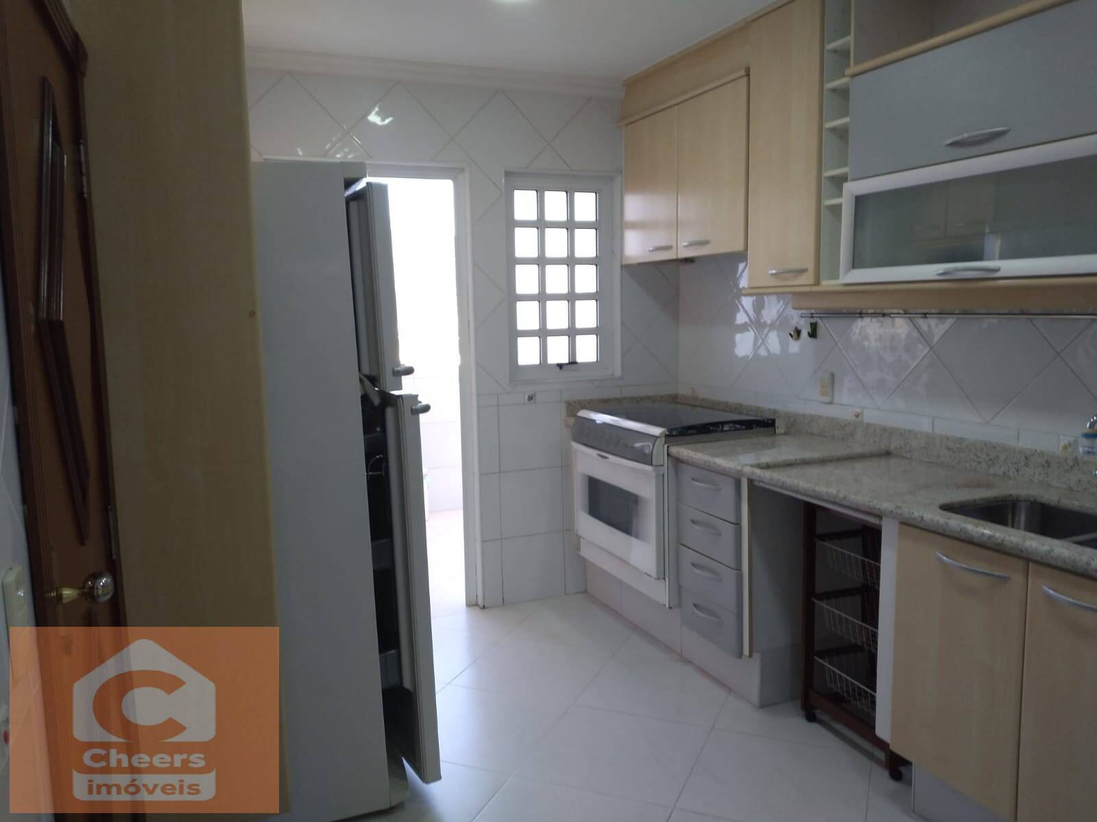 Apartamento à venda com 3 quartos, 170m² - Foto 35