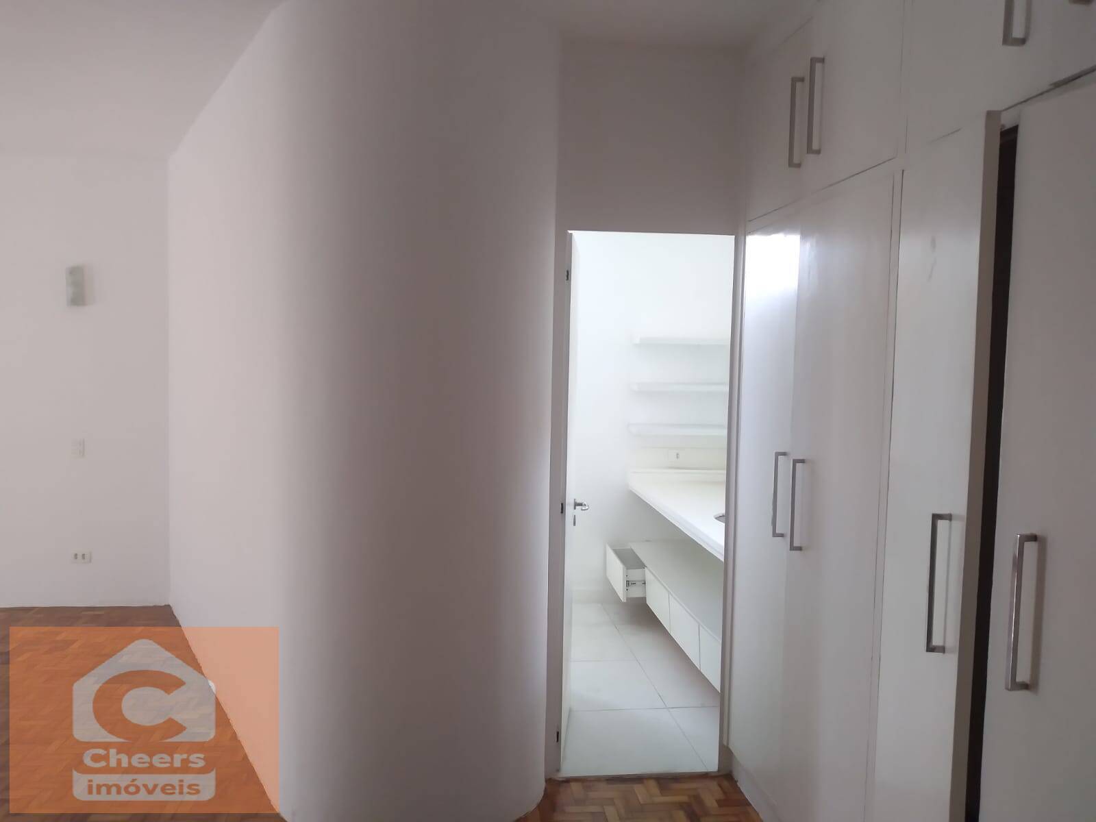 Apartamento para alugar com 3 quartos, 190m² - Foto 47