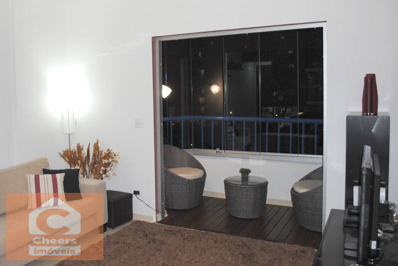 Apartamento à venda com 2 quartos, 71m² - Foto 5