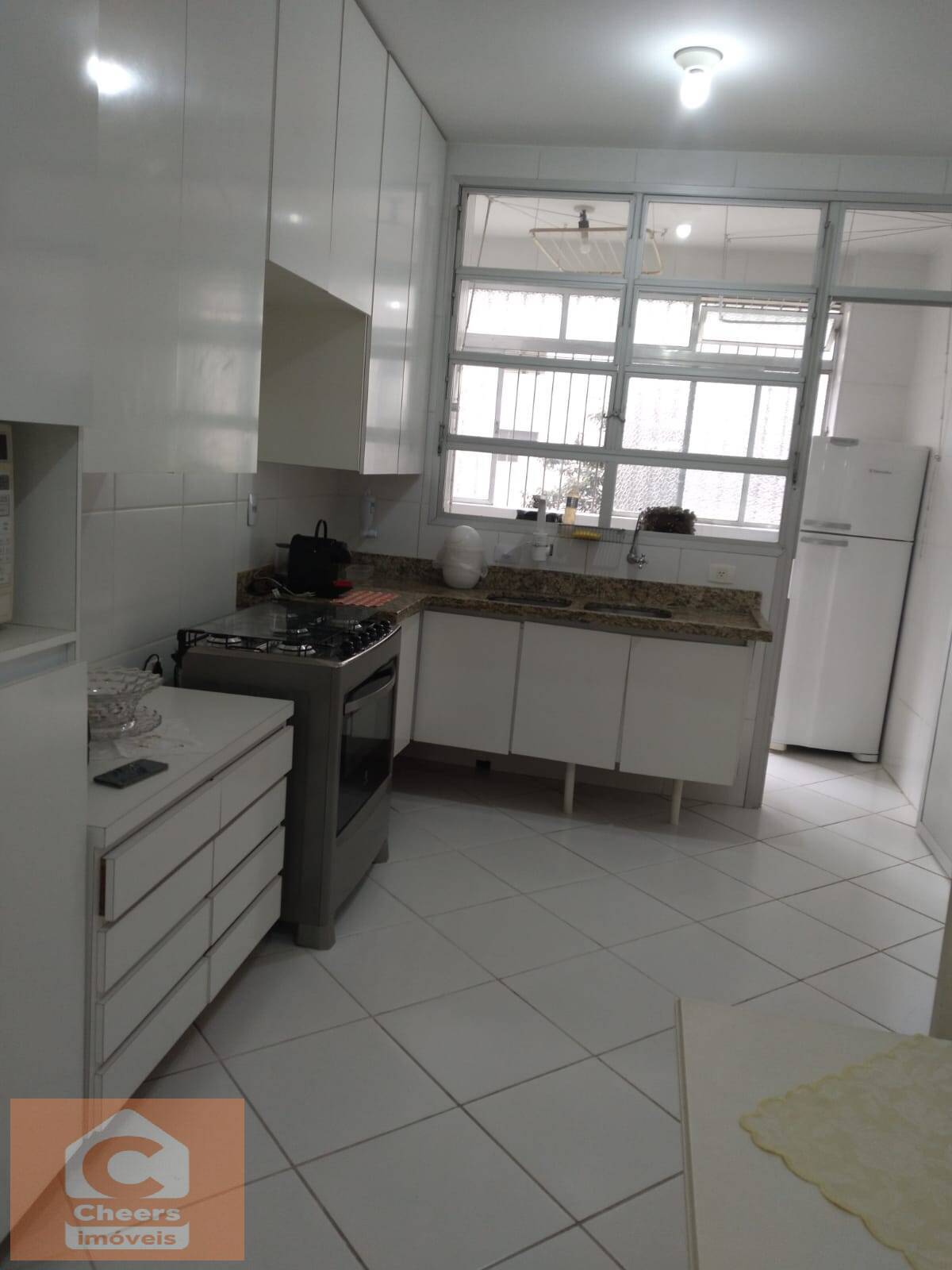 Apartamento à venda com 3 quartos, 127m² - Foto 17