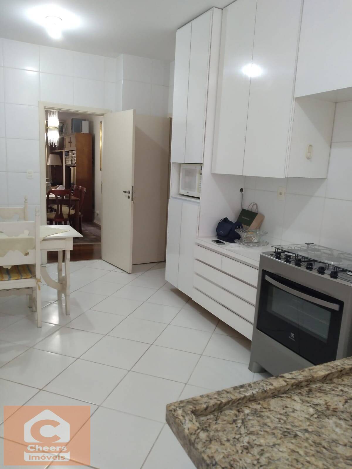 Apartamento à venda com 3 quartos, 127m² - Foto 18