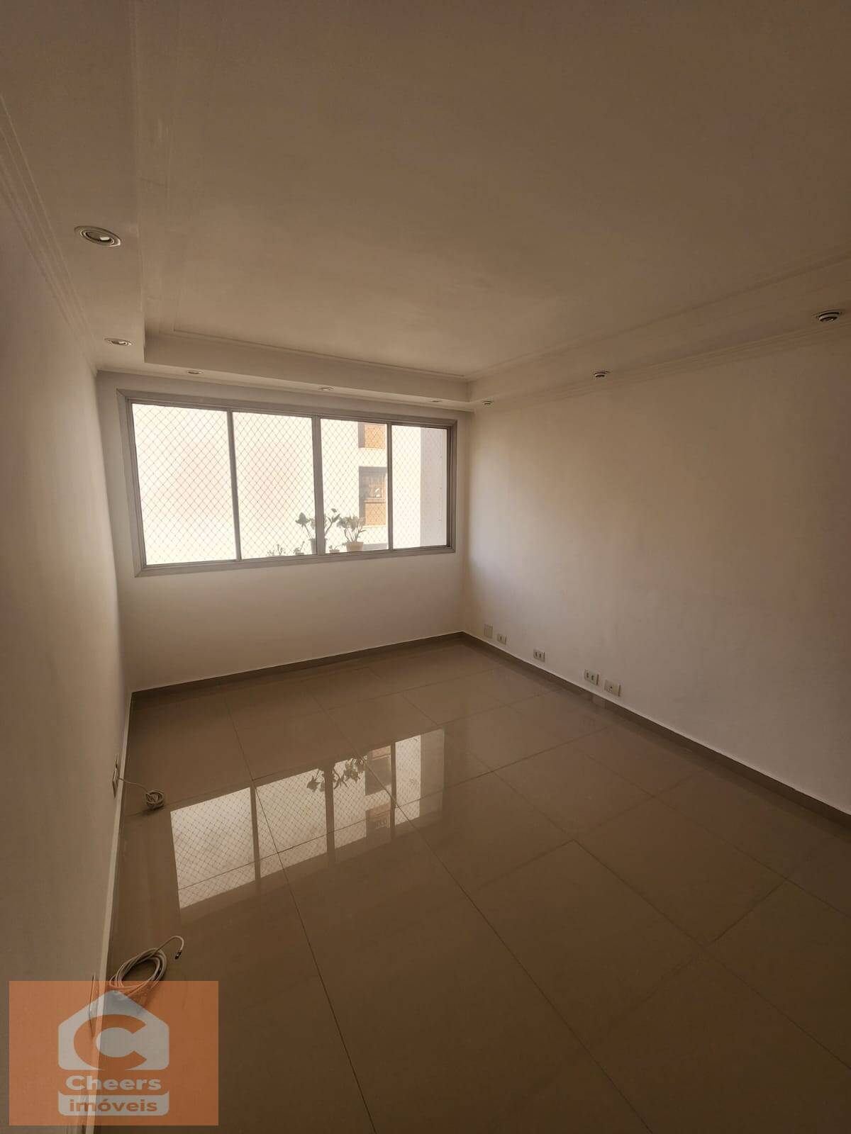 Apartamento para alugar com 3 quartos, 107m² - Foto 3