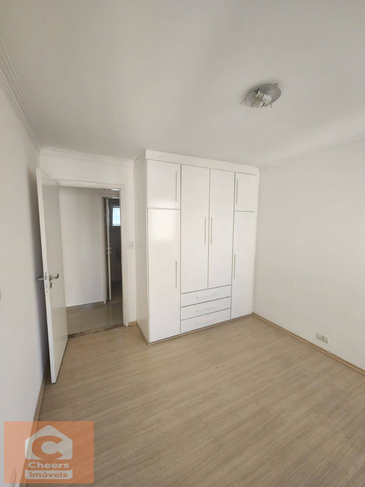 Apartamento para alugar com 3 quartos, 107m² - Foto 6