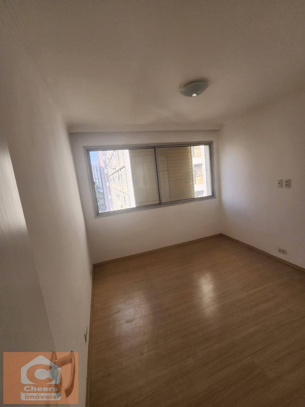 Apartamento para alugar com 3 quartos, 107m² - Foto 8