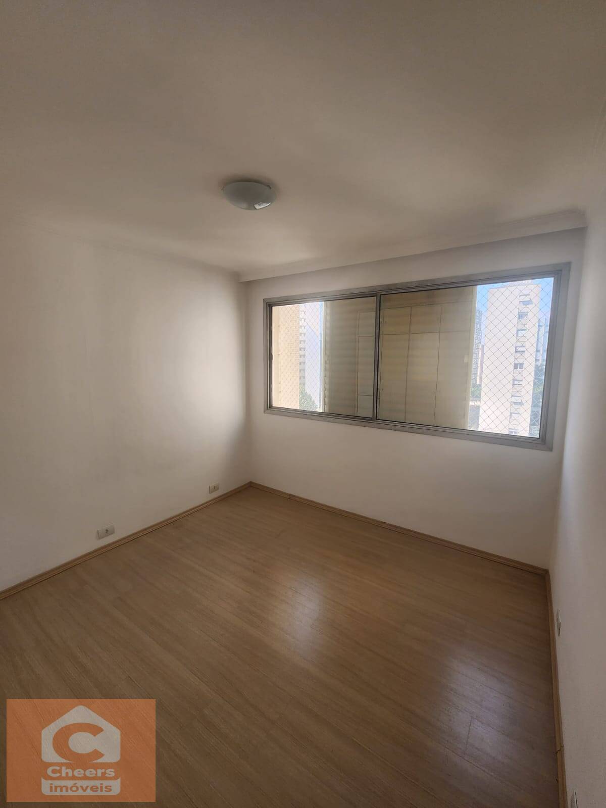 Apartamento para alugar com 3 quartos, 107m² - Foto 7