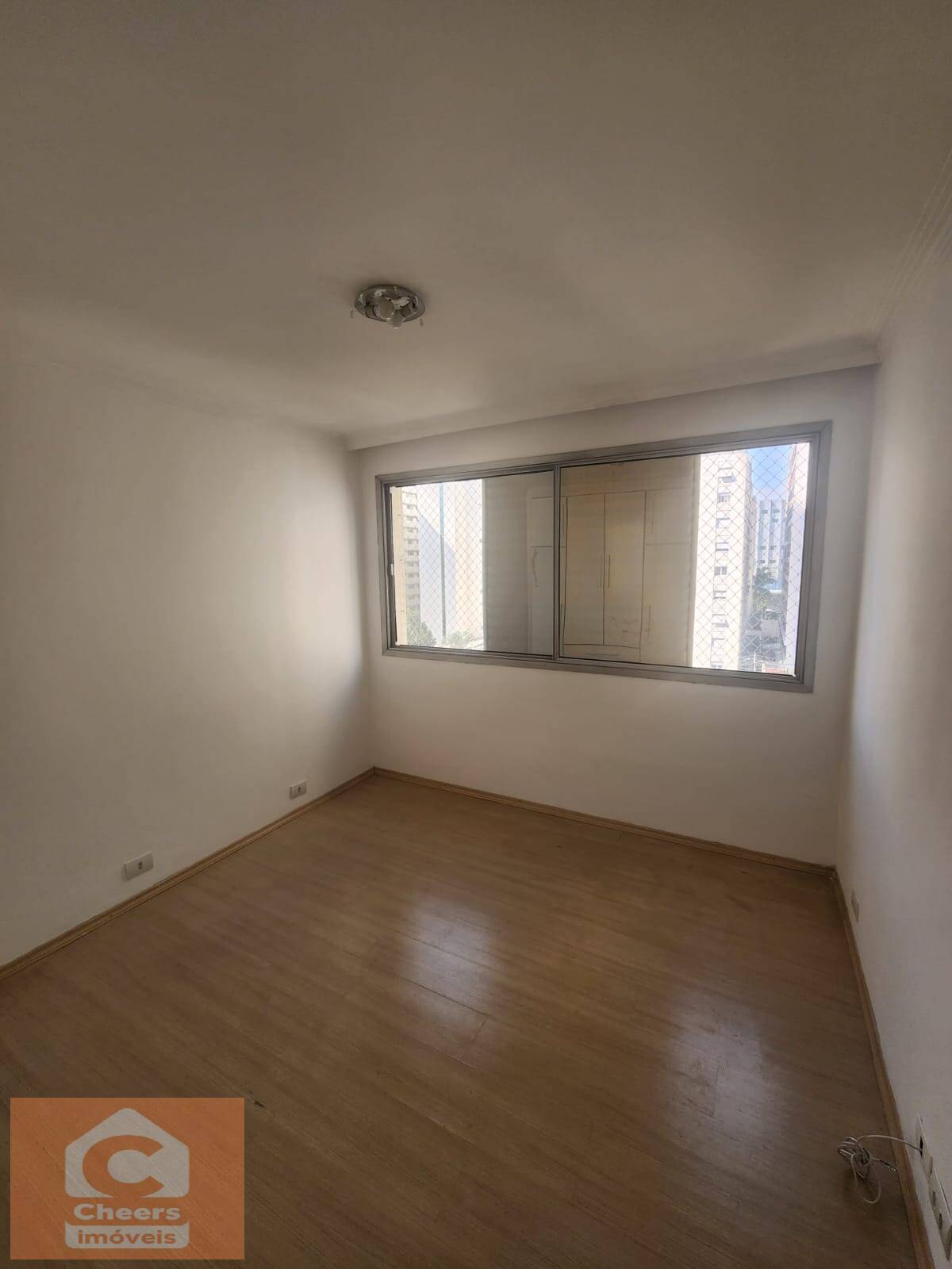 Apartamento para alugar com 3 quartos, 107m² - Foto 17