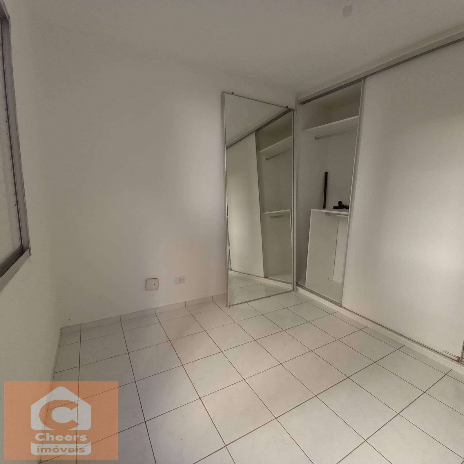 Apartamento à venda com 1 quarto, 40m² - Foto 7