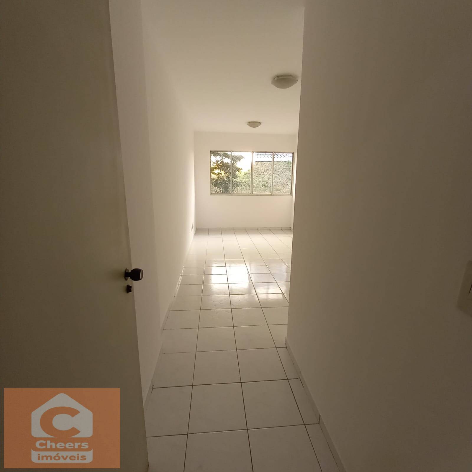 Apartamento à venda com 1 quarto, 40m² - Foto 4