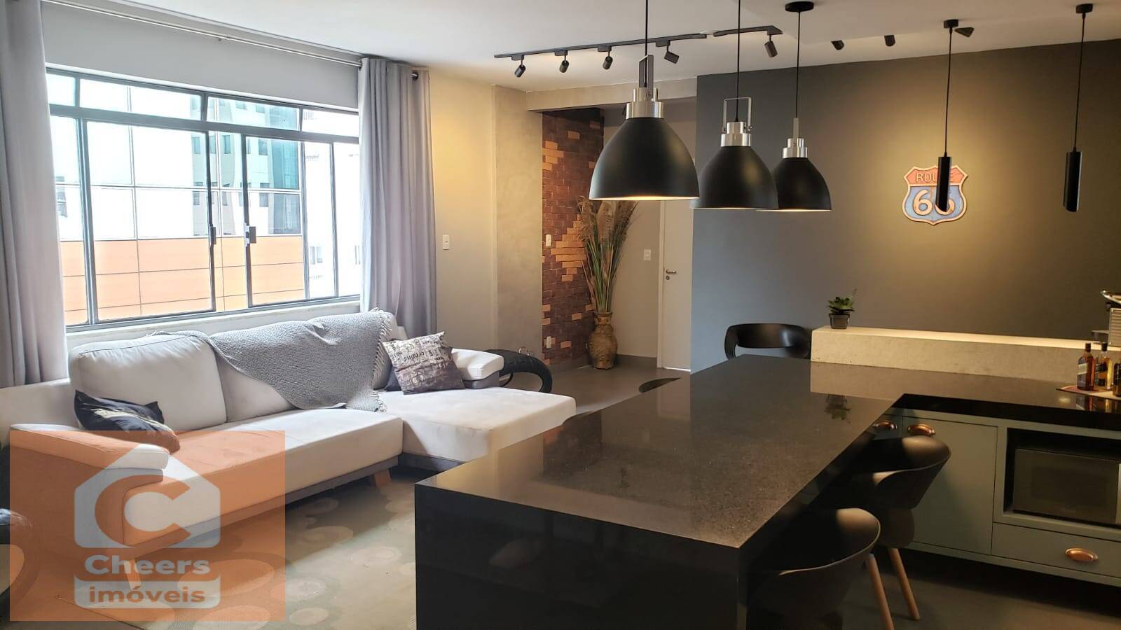 Apartamento à venda e aluguel com 3 quartos, 155m² - Foto 1