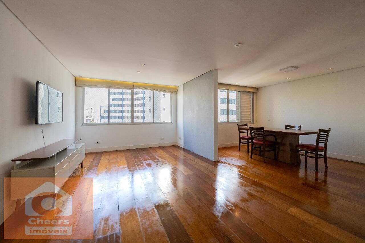 Apartamento à venda com 3 quartos, 107m² - Foto 1