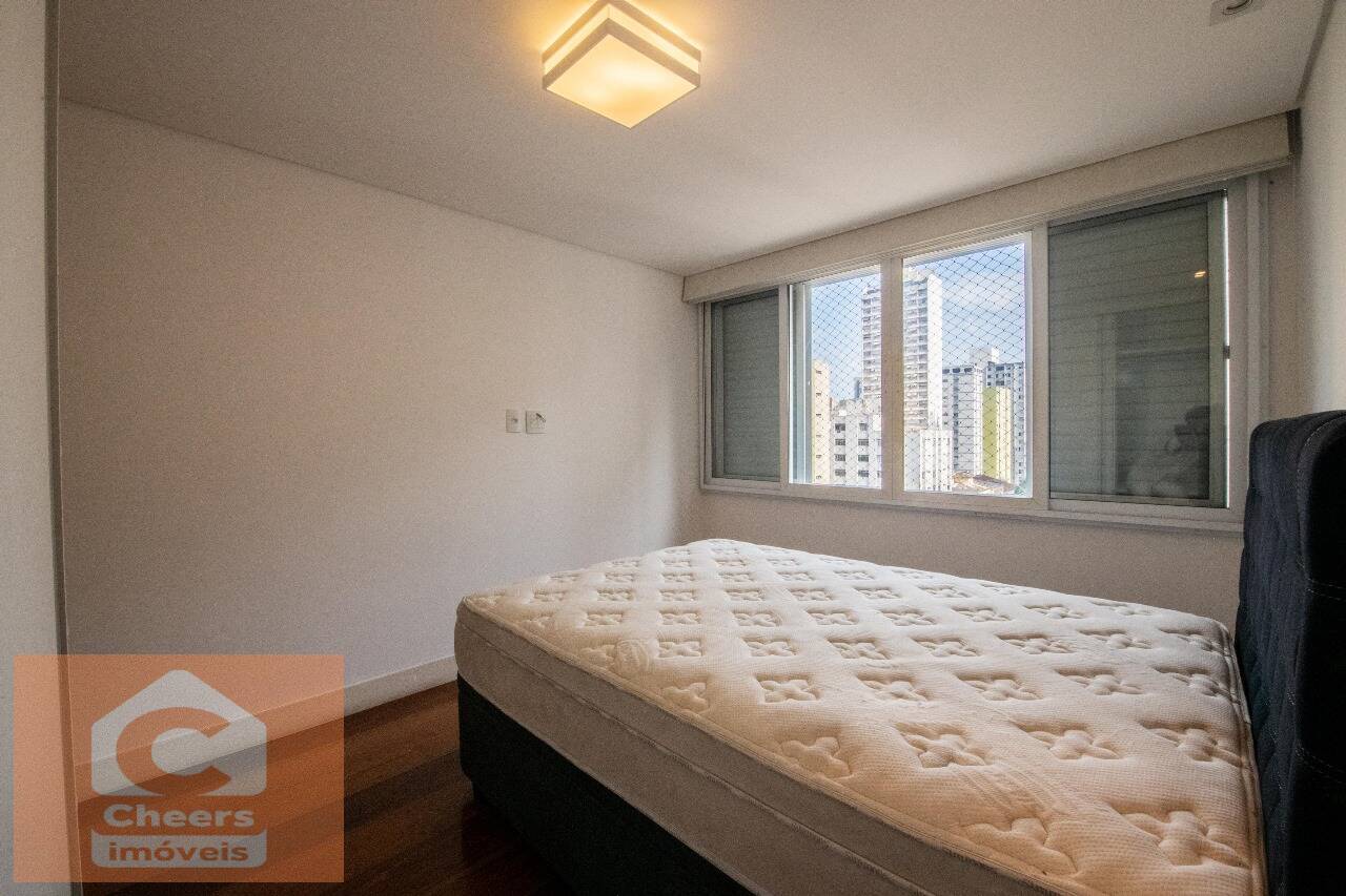 Apartamento à venda com 3 quartos, 107m² - Foto 25