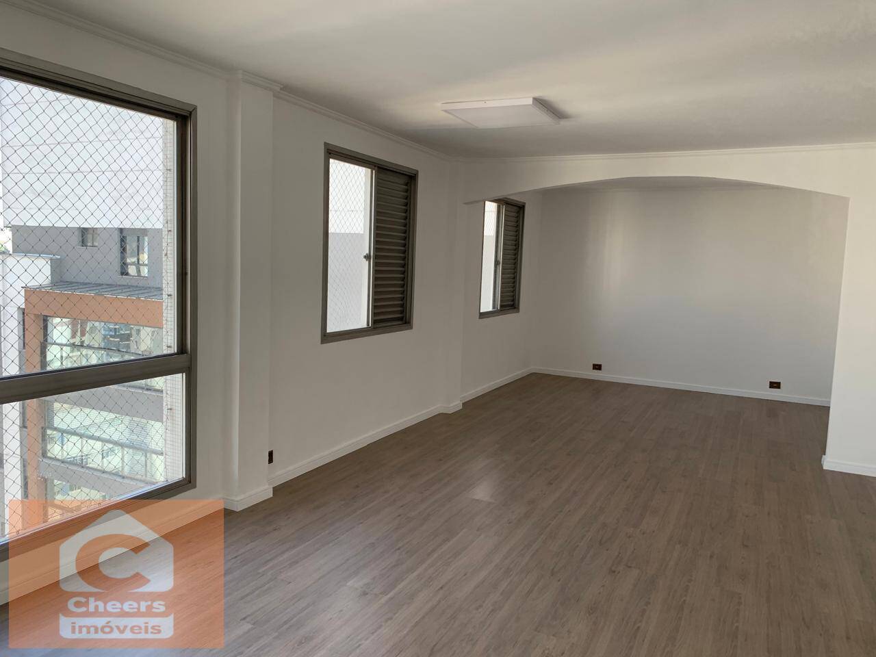 Apartamento à venda e aluguel com 3 quartos, 189m² - Foto 1