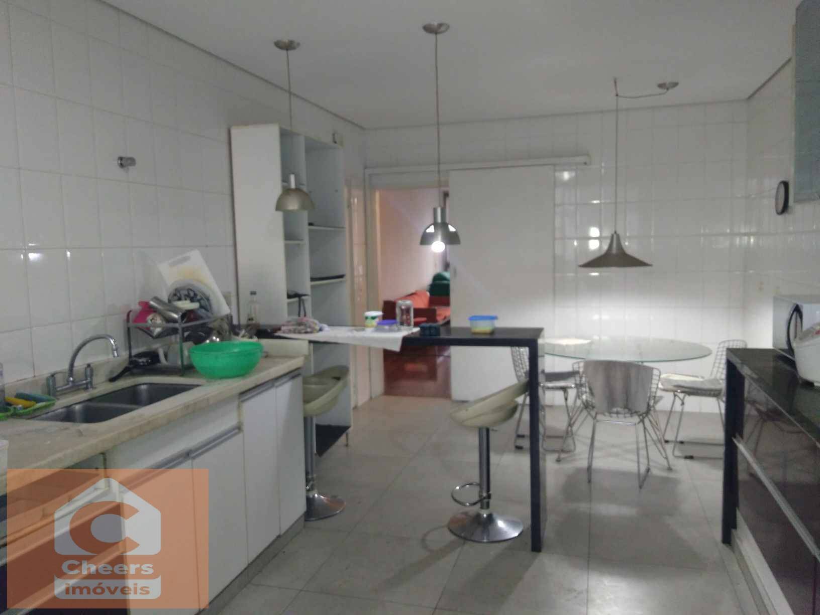 Apartamento à venda e aluguel com 3 quartos, 190m² - Foto 3