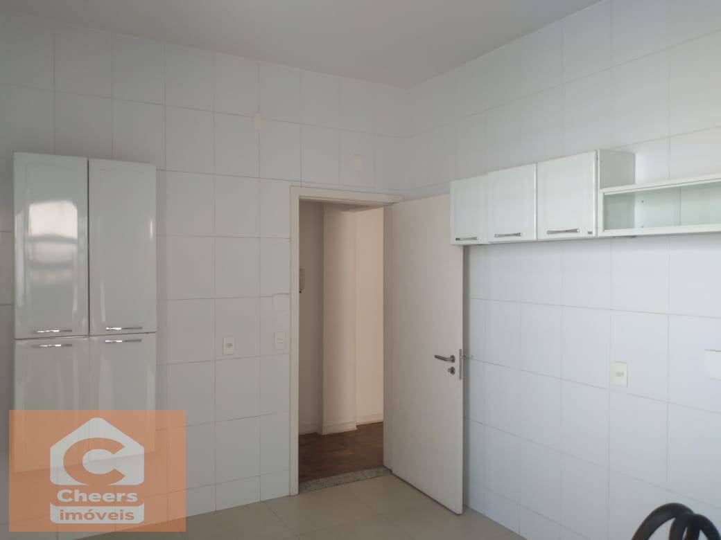 Apartamento à venda com 3 quartos, 113m² - Foto 3