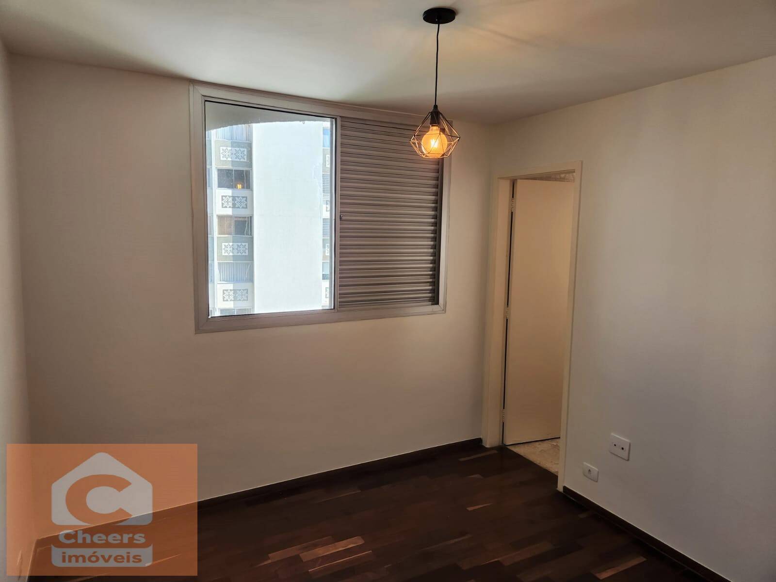 Apartamento para alugar com 4 quartos, 165m² - Foto 6