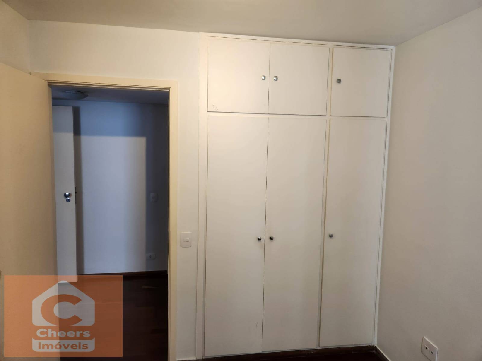 Apartamento para alugar com 4 quartos, 165m² - Foto 13