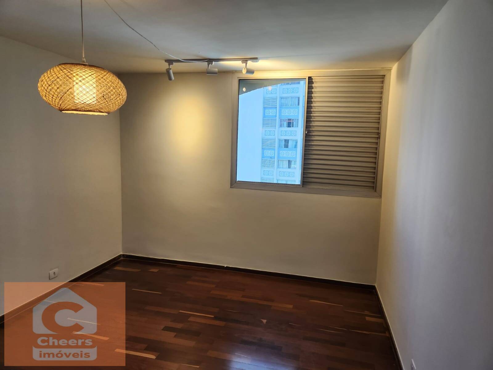 Apartamento para alugar com 4 quartos, 165m² - Foto 19