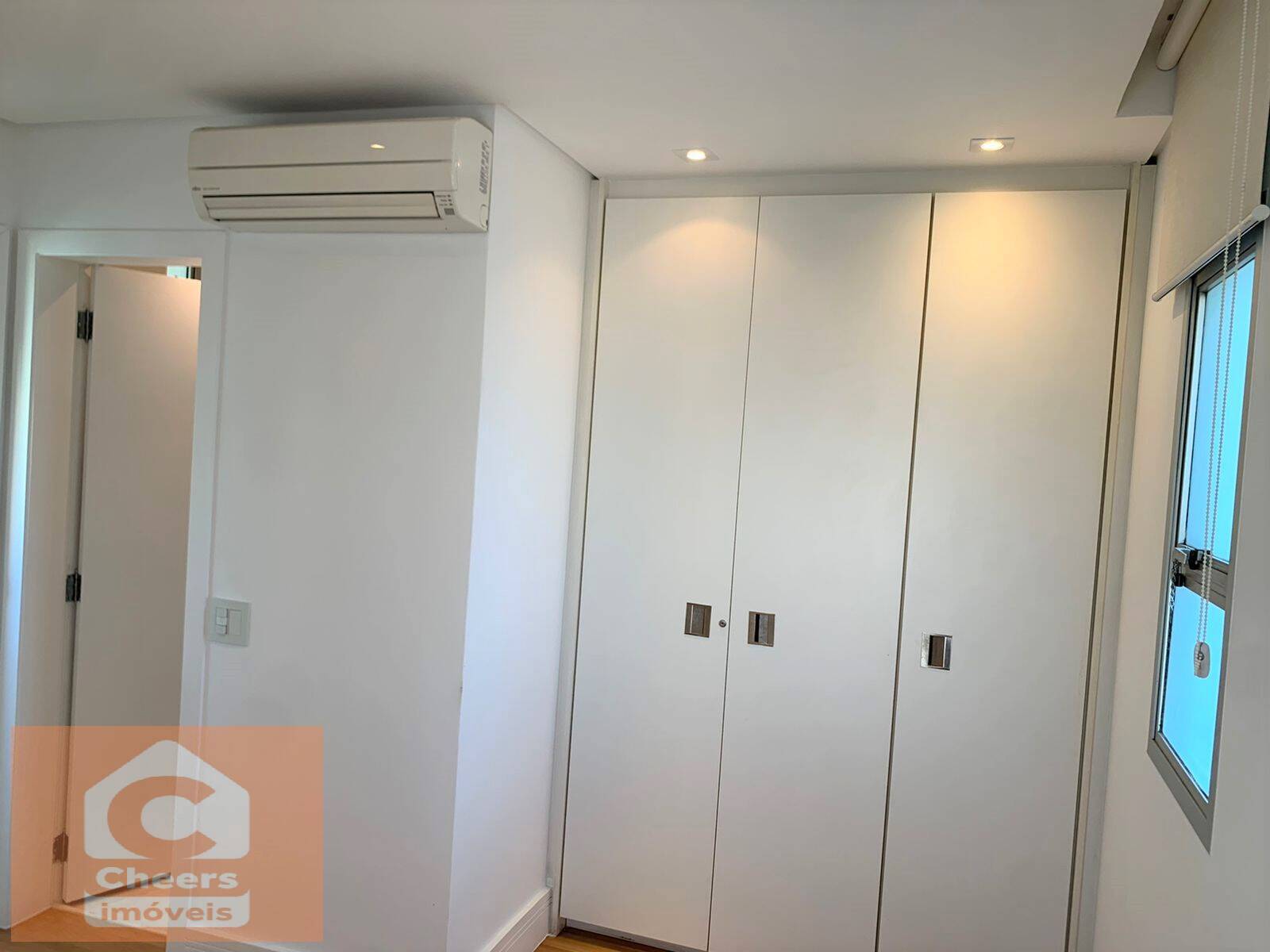 Apartamento à venda e aluguel com 3 quartos, 210m² - Foto 7