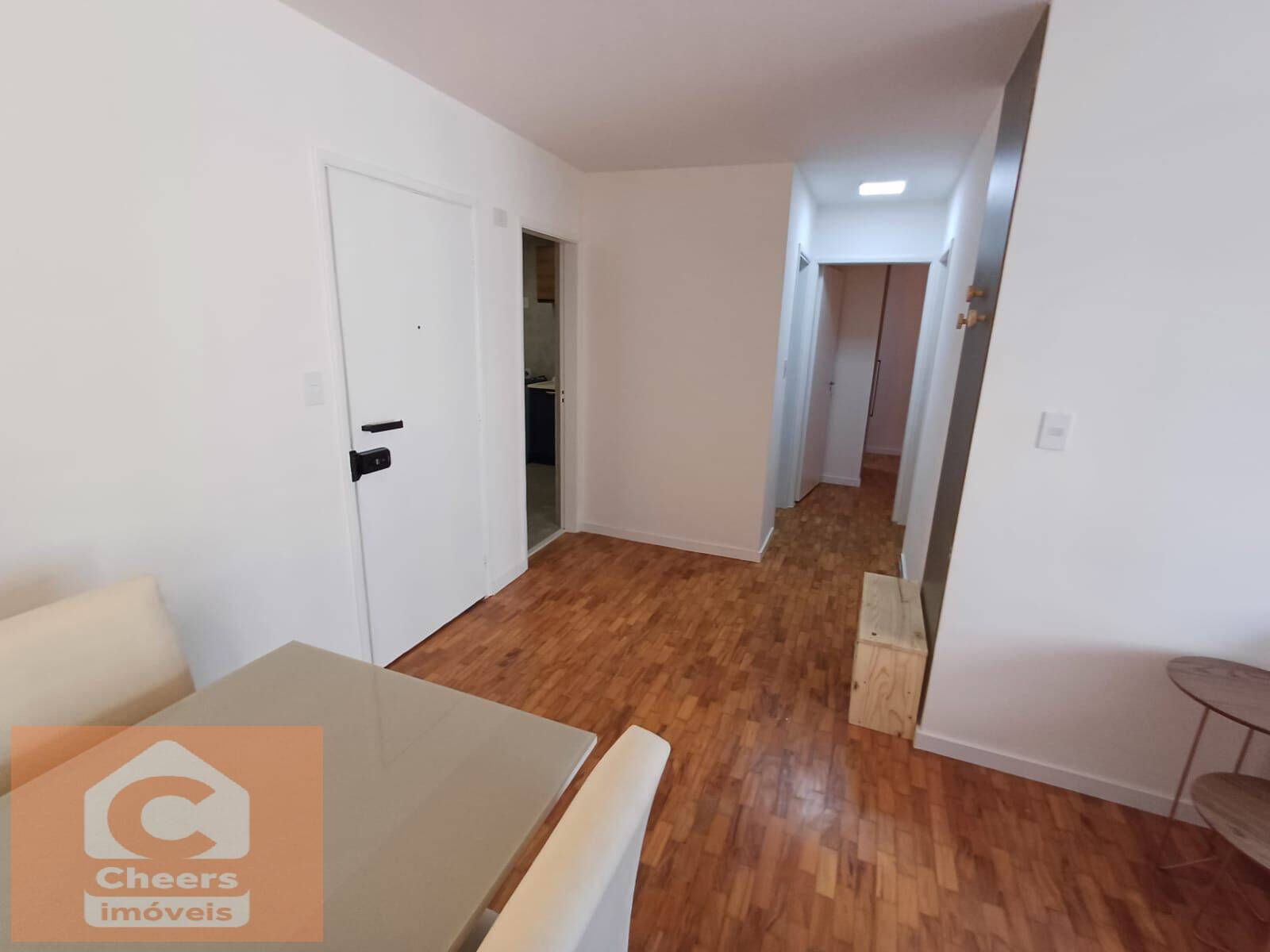 Apartamento à venda e aluguel com 2 quartos, 71m² - Foto 3